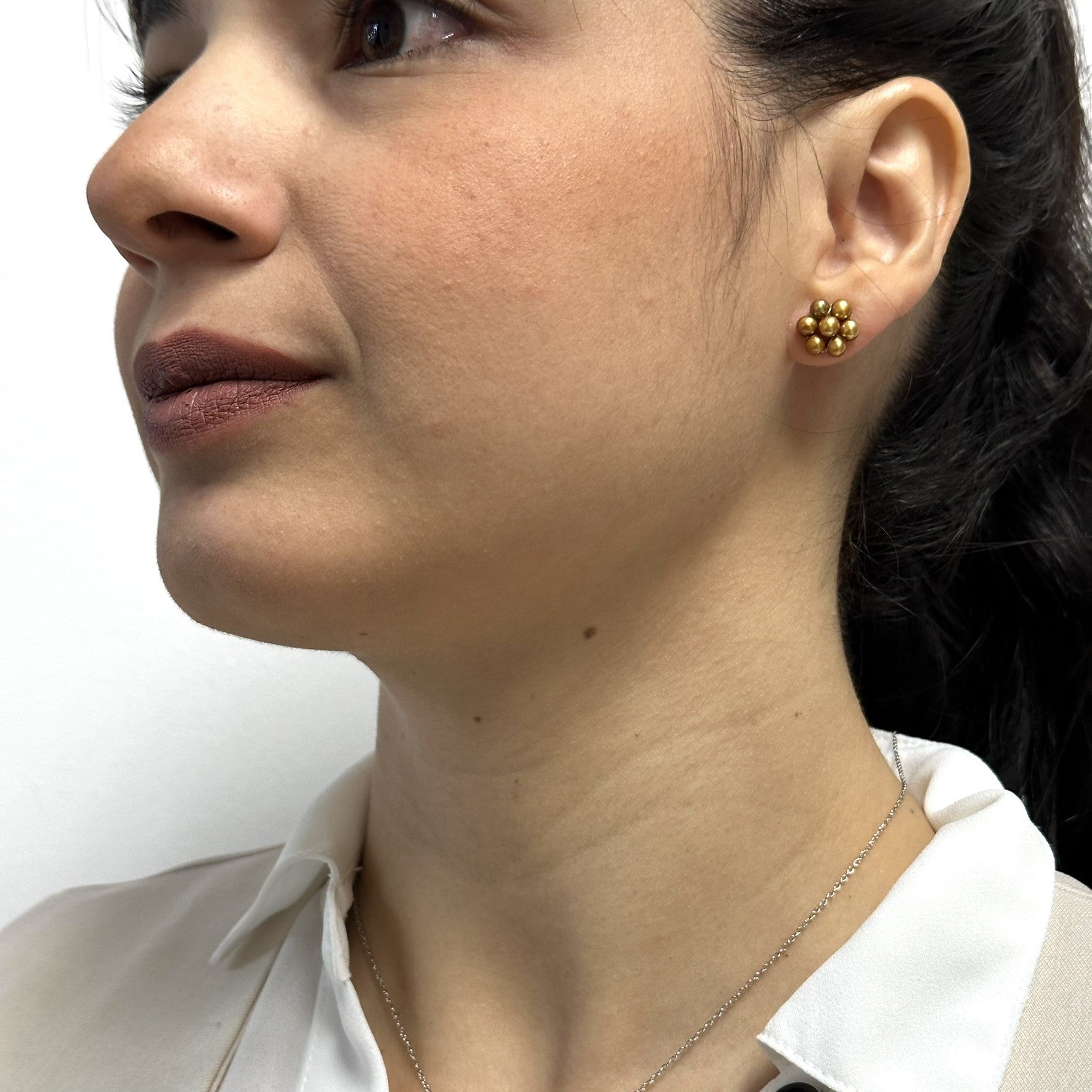 Aretes de perlas cultivadas Beige tejidas de 3.5mm en forma de Flor, Diámetro total 11.5mm