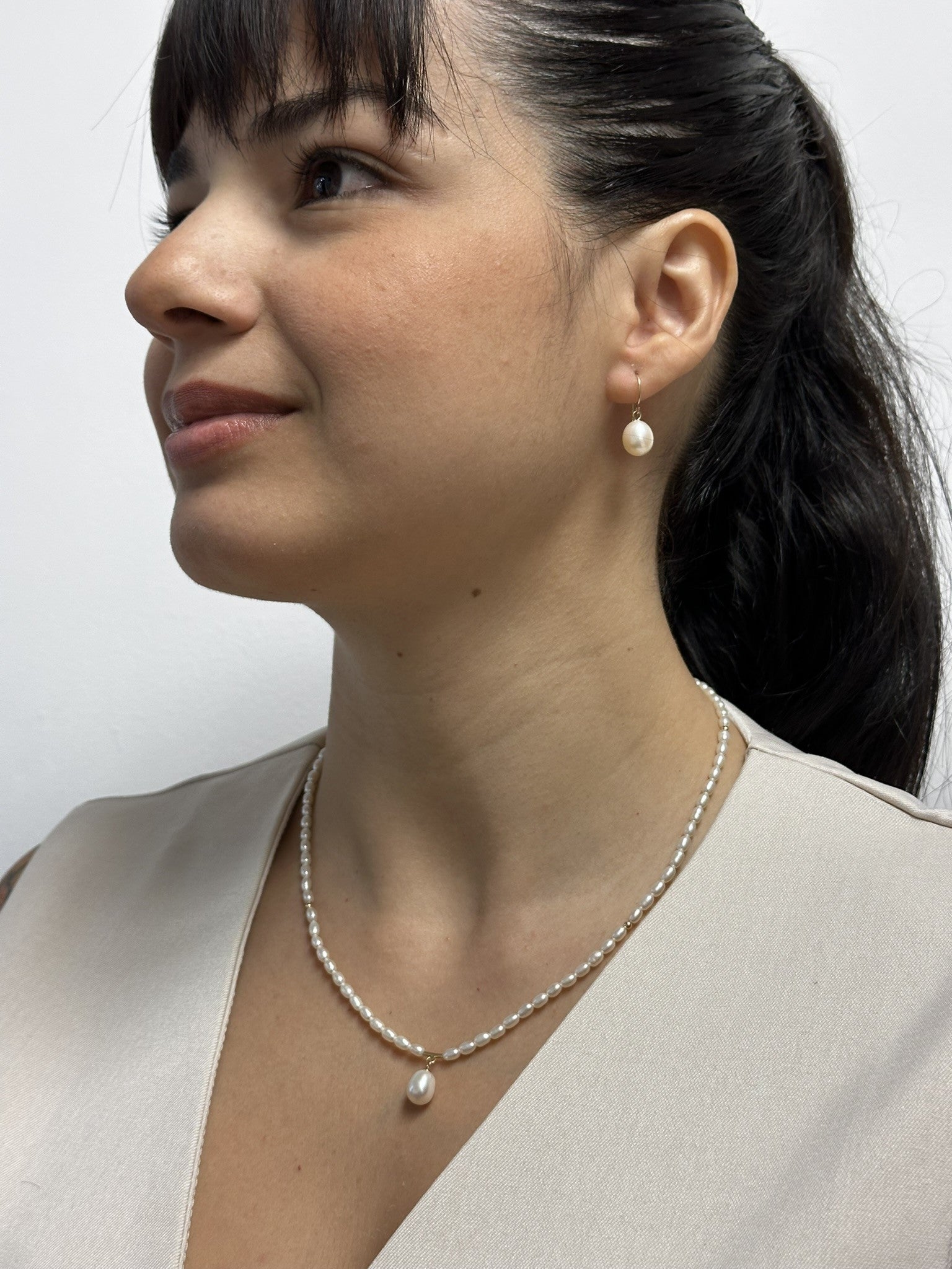 Collar de Perlas Cultivadas de 3mm con Perla Gota en Oro Amarillo de 14K - 40cm