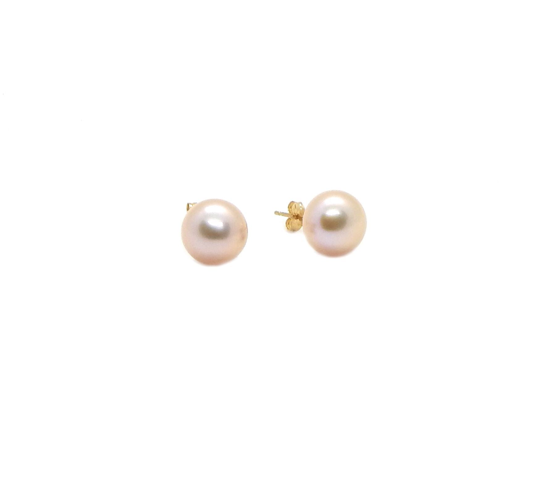 Broquel de Perla Cultivada 9mm AAA Botón Rosa en Oro amarillo de 14K