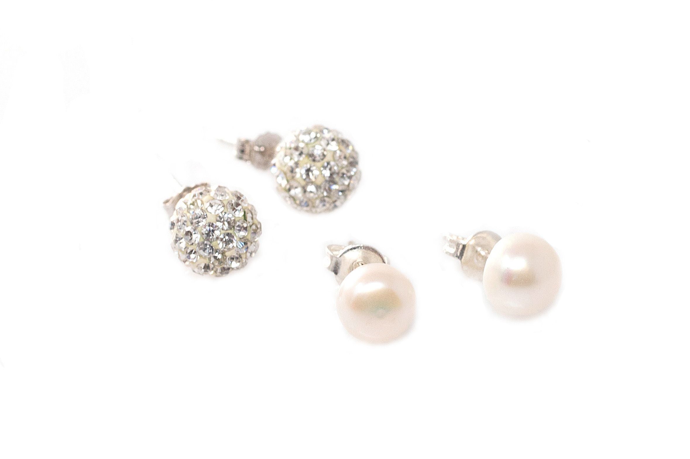 Juego de Collar y Pulsera de Perlas Cultivadas con Broqueles de Perlas y Cristales en Plata .925